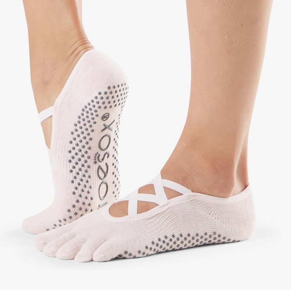 TOESOX Elle Pilates Grip Socks
